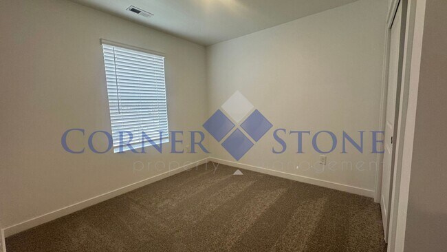 Building Photo - Beautiful Home In Nampa!