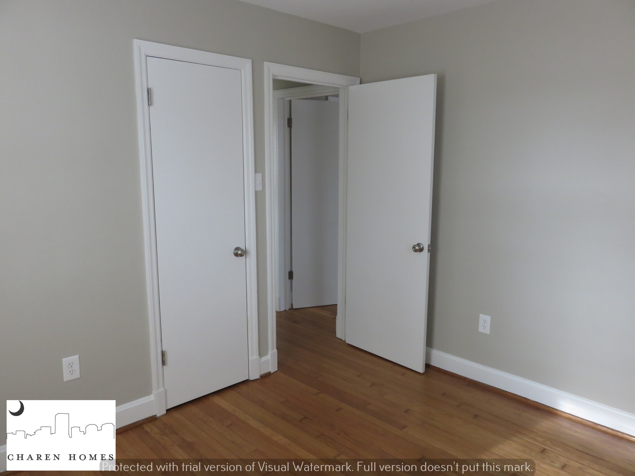 Building Photo - 1909 S Battery Dr