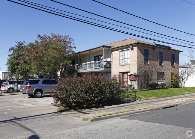 Building Photo - Peachtree Apartments