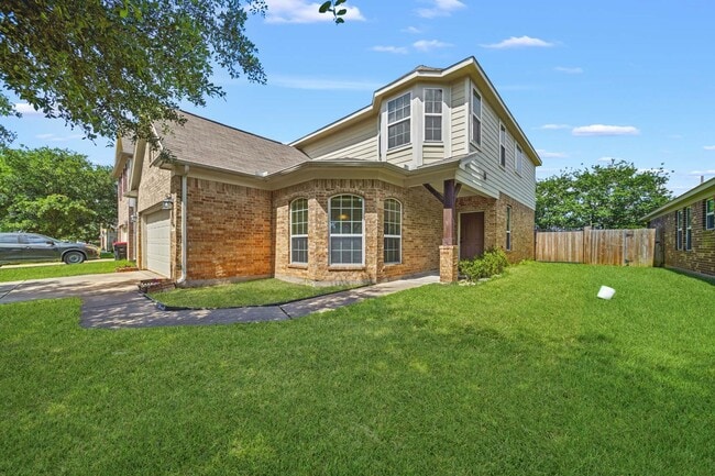 Building Photo - 2415 Cloudy Bay Dr