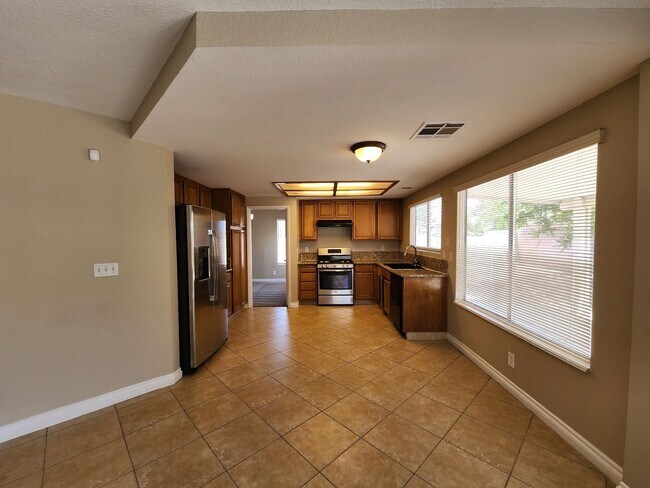 Building Photo - 6703 Dominion Ct