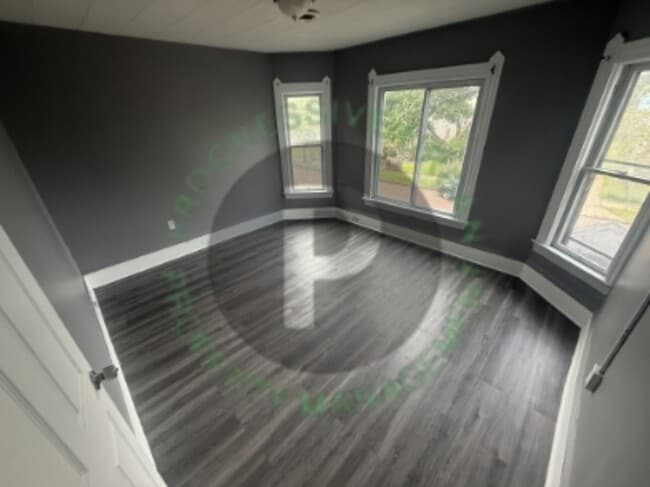 Building Photo - 2153 W 96th St