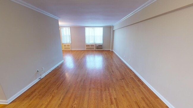 Building Photo - 66-15 Thornton Place