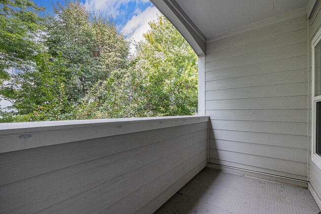 Building Photo - Arvada - Check out this 1 bed / 1 bath BEA...