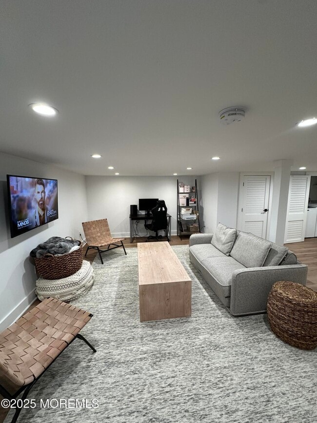 Building Photo - 411 Sylvania Ave