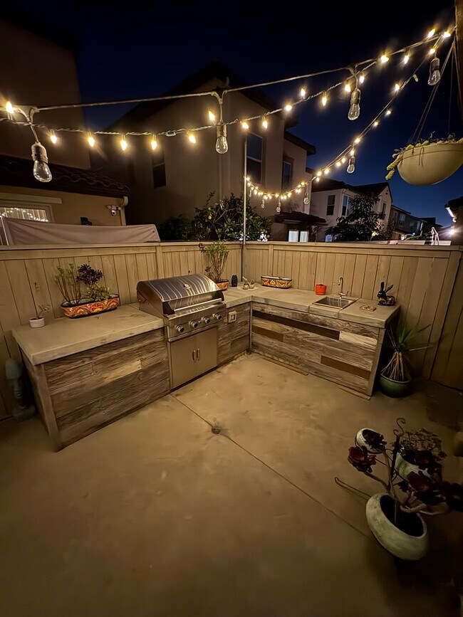 Building Photo - Imperial Beach Home Minutes from the beach