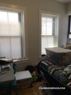 Building Photo - 100 Willow St