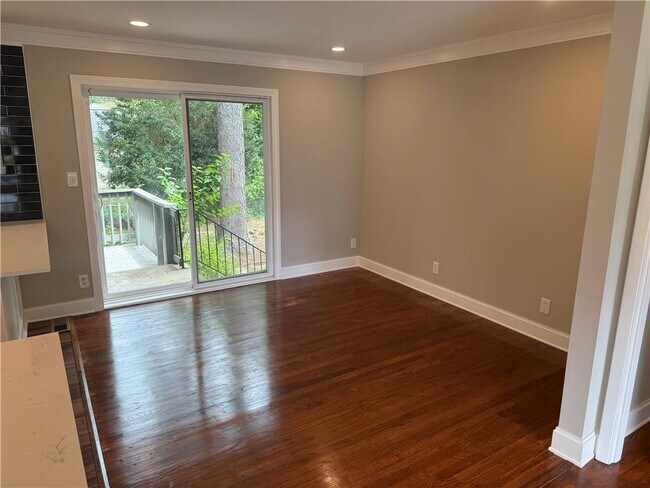 Building Photo - 2336 Arrow Cir