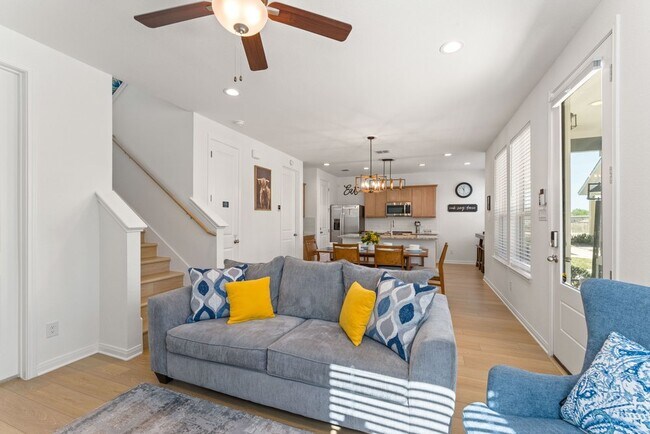 Building Photo - 2119 Hofstaat