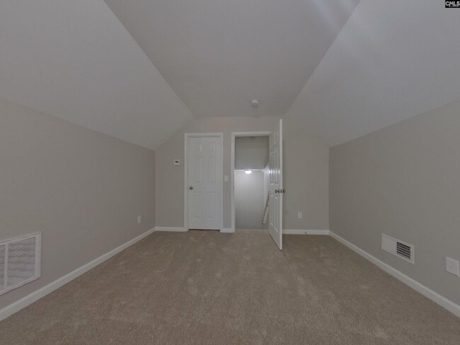 Building Photo - 214 Silverwood Trail