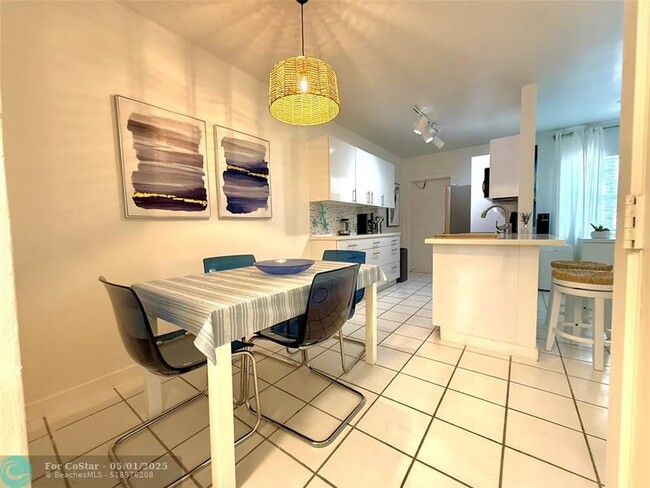 Building Photo - 2600 S Ocean Dr
