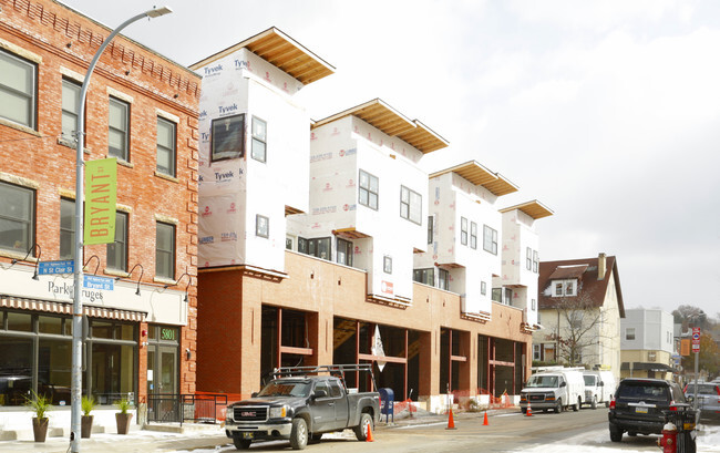 Building Photo - Bryant Street