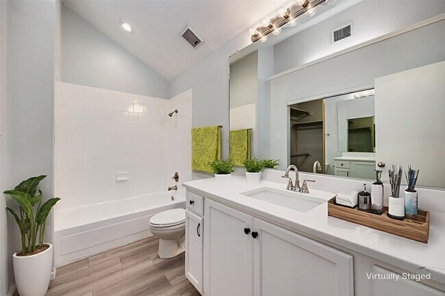 Building Photo - 2100 Stradivarius Ln