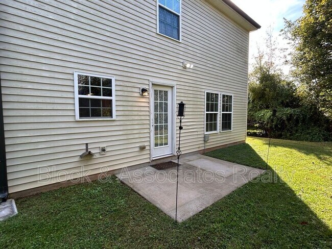 Building Photo - 5147 Fiddlers Run Dr