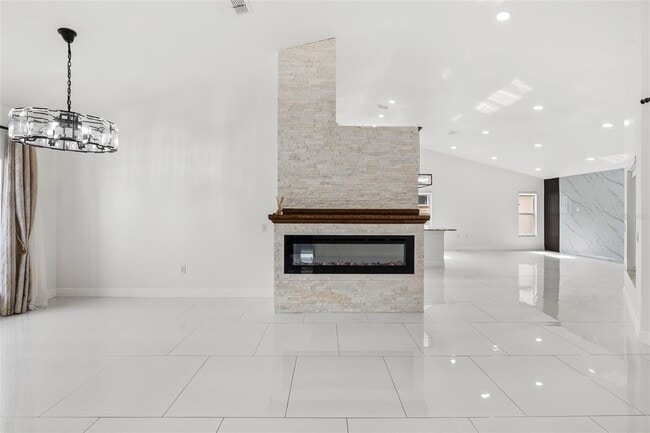 Building Photo - 9022 Westbay Blvd