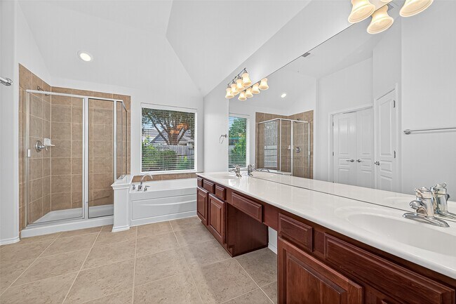 Building Photo - 5518 Elderberry Arbor
