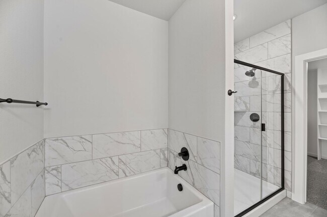 Building Photo - AVAILABLE NOW! NEW LUXURIOUS TRIPLEX LOCATED ON 1-ACRE LOT IN MIDLOTHIAN, TX!