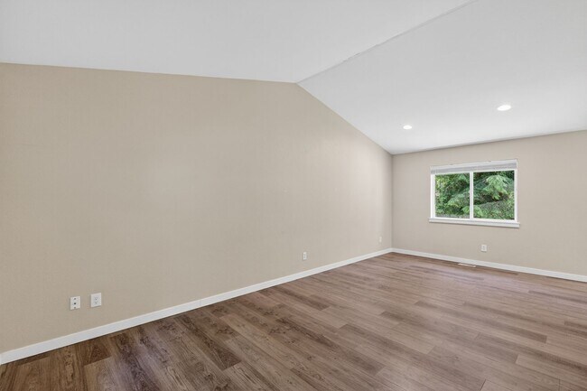 Building Photo - A Private Sanctuary with Perfect Proximity