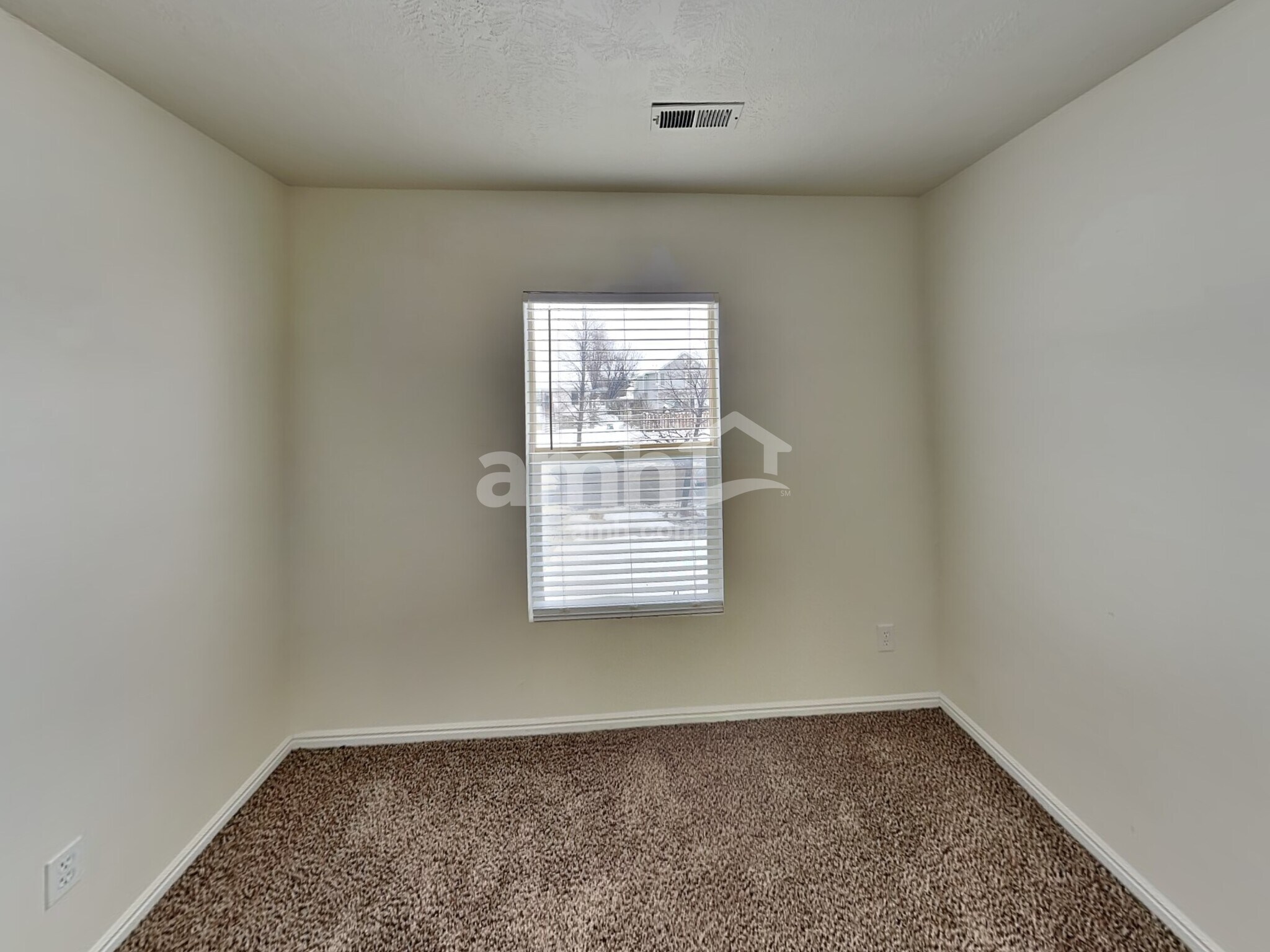 Building Photo - 1220 Lewis Peak Dr