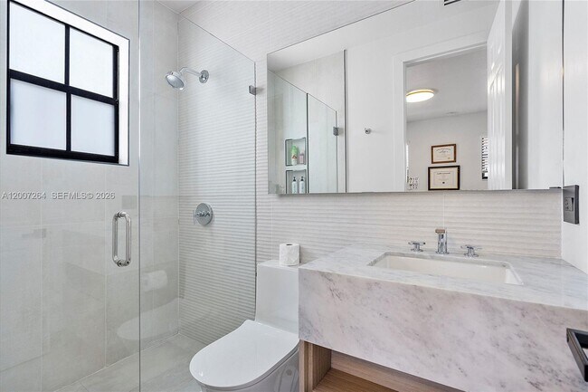 Building Photo - 9830 NW 86th Terrace