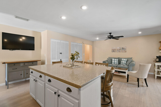 Building Photo - 15739 75th Way N