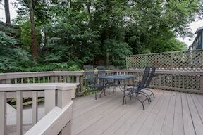 Building Photo - 4 Bedroom 3.5 Bathroom - Van Ness/Tenleytown Semi Detached Home - Attached 1 Car Garage