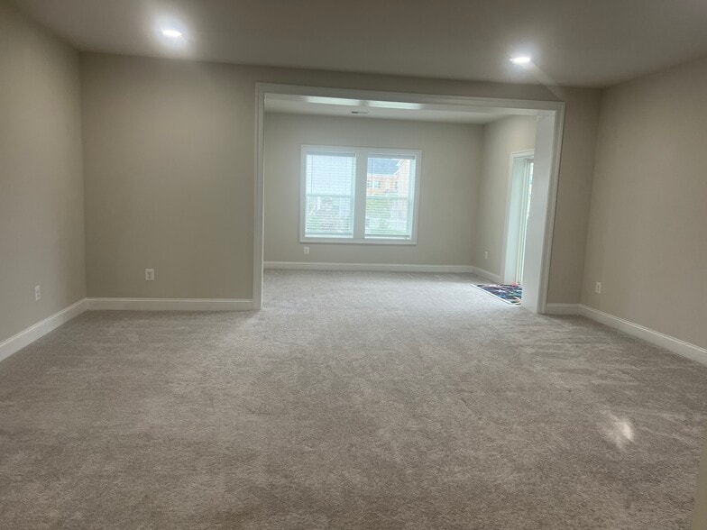 Living and Dining Room - 23622 Shetland Ct