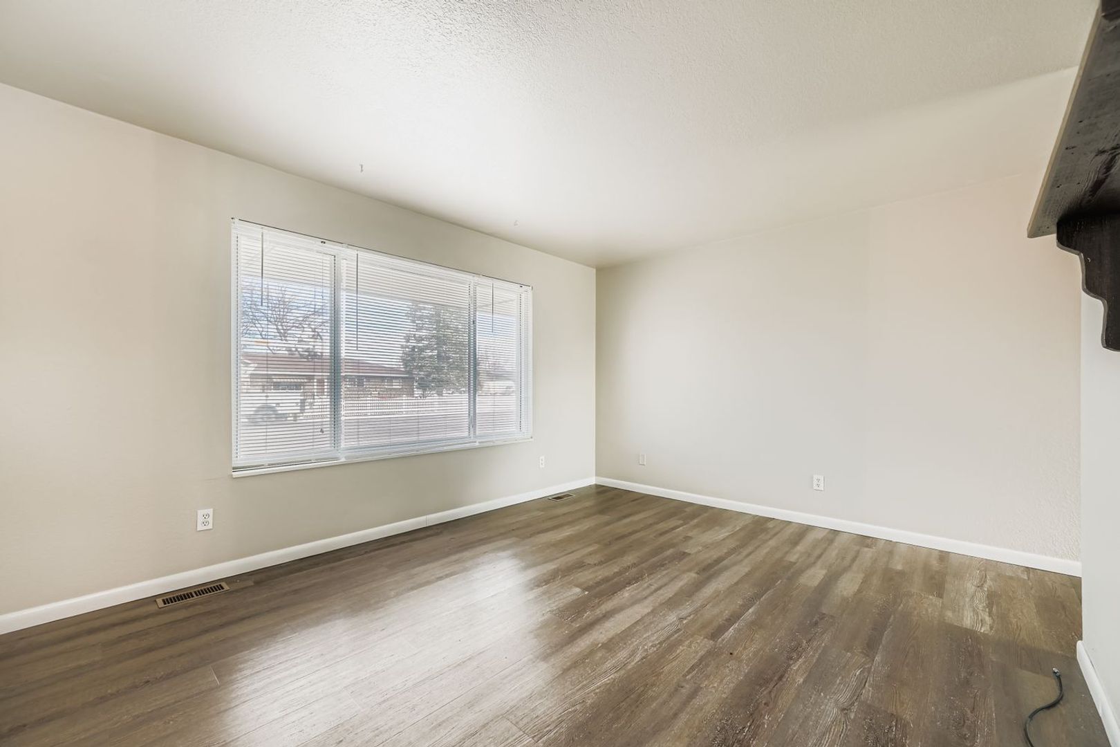 Building Photo - 366 Berwick Ave