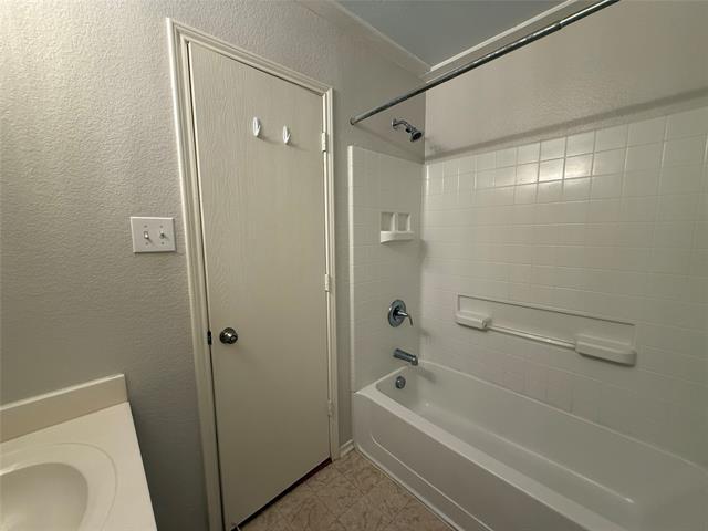 Building Photo - 121 Mill St