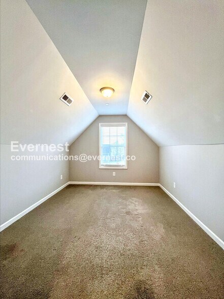 Building Photo - 1108 Prospect Ct