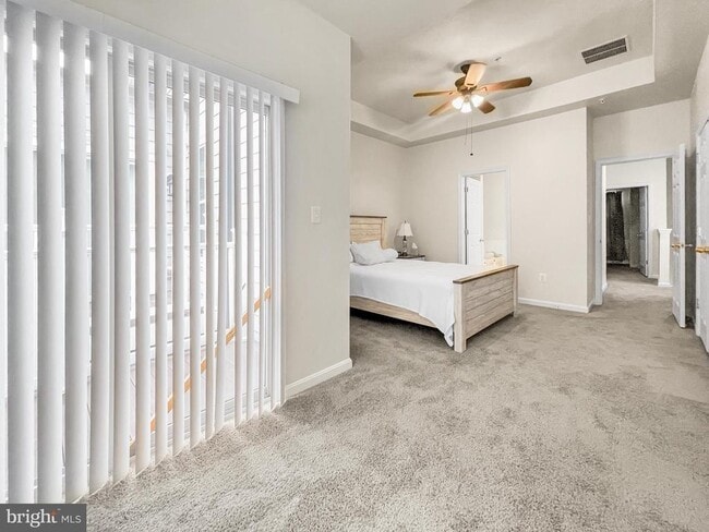 Building Photo - 12 S Exeter St