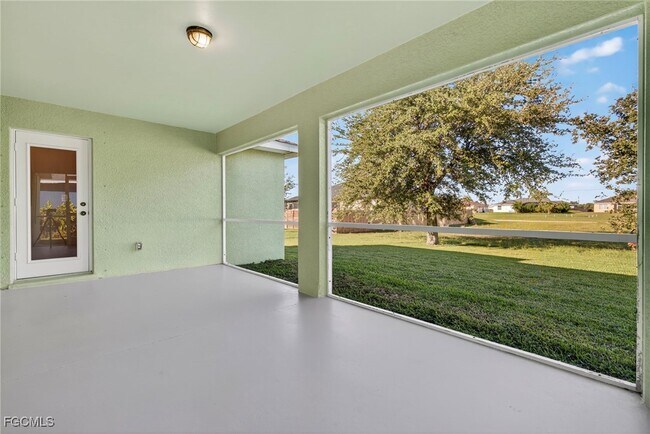 Building Photo - 408 NW 17th Ave