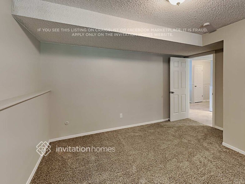 Building Photo - 2453 Garden Way