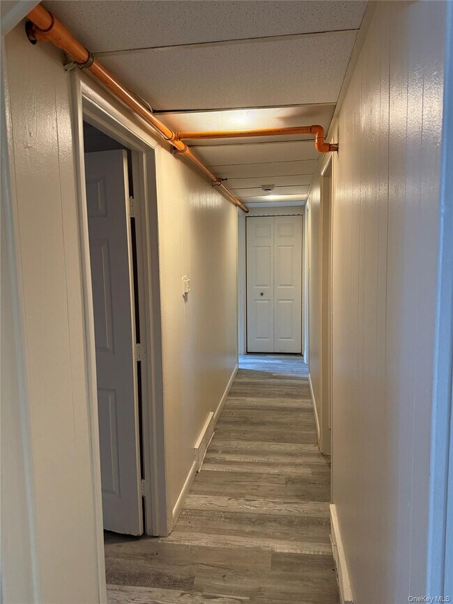 Building Photo - 1265 US-6