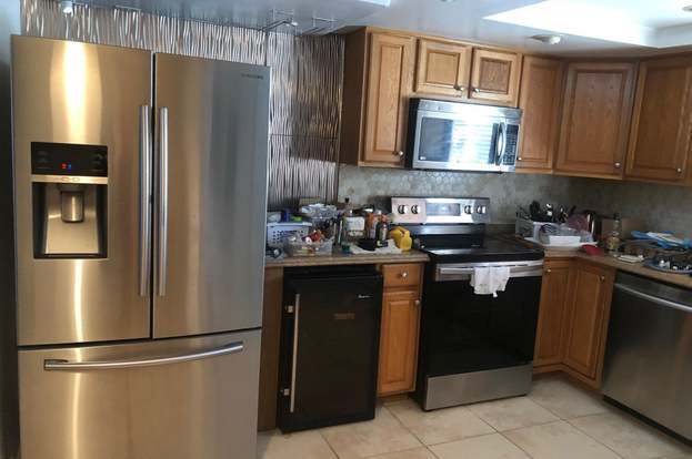 Building Photo - 3135 Shady Dell Ln