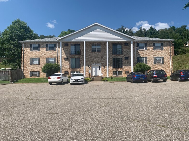 Primary Photo - 700 Northwood Ct