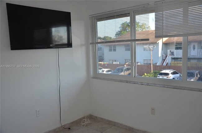 Building Photo - 15431 SW 81st Cir Ln