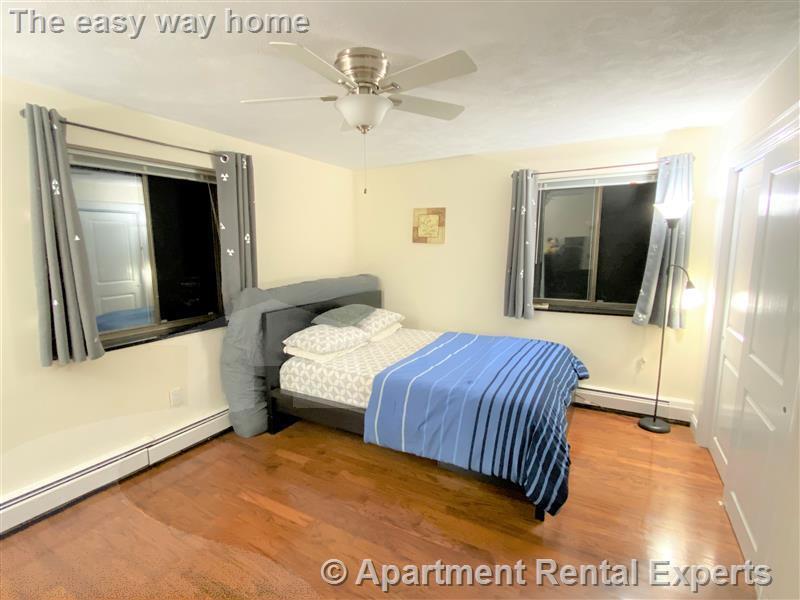 Building Photo - 6 Blair Pl