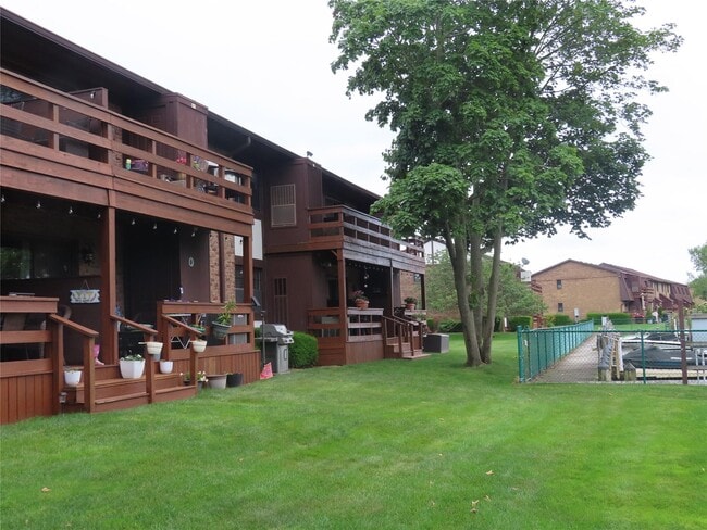 Building Photo - 103 Mariners Way