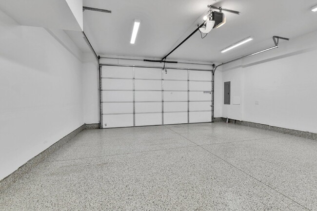 Building Photo - $2,895.00 - 2 Bed, 2.5 Bath Townhome in Prime Denver Location!