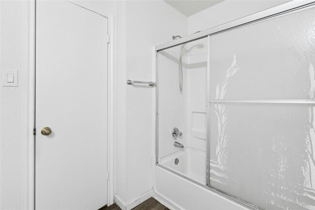 Building Photo - 1614 Alazan Cove