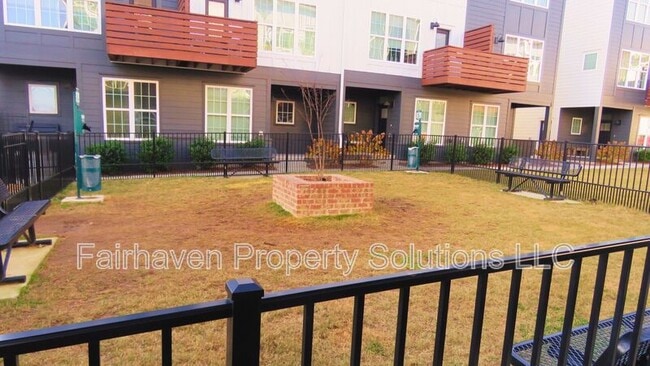 Building Photo - 1978 Mitchell Ave