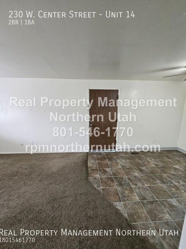 Building Photo - 2 Bedroom 1 Bath Bountiful Apartment Now A...