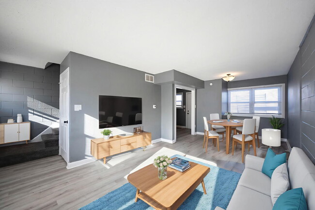 Building Photo - "Charming 2-Bedroom Retreat with 1 Bath in...