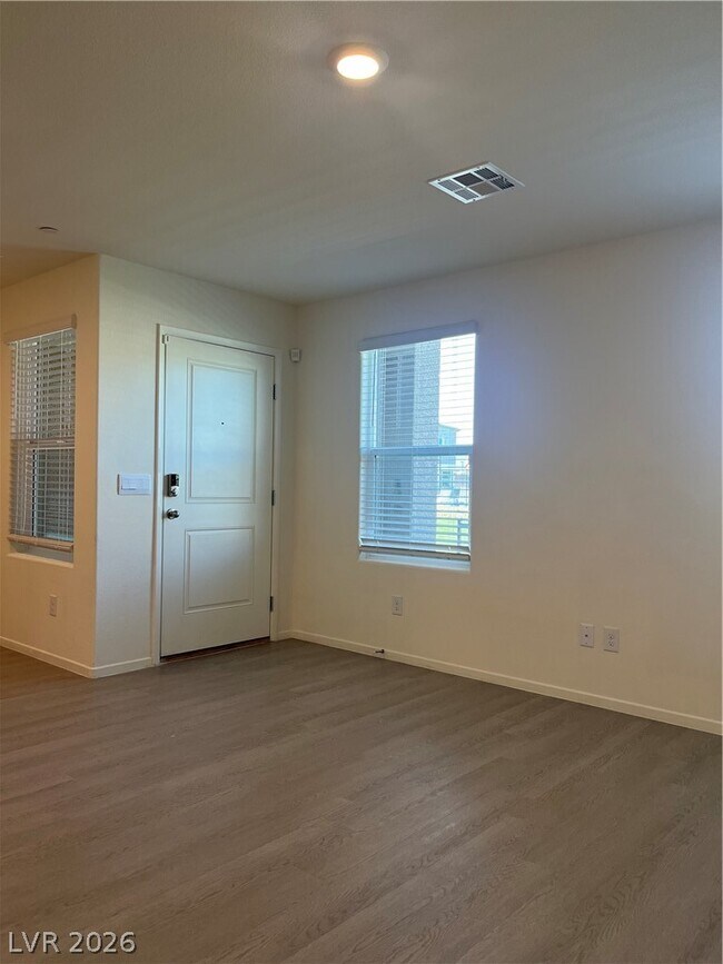 Building Photo - 1578 Dom River Dr