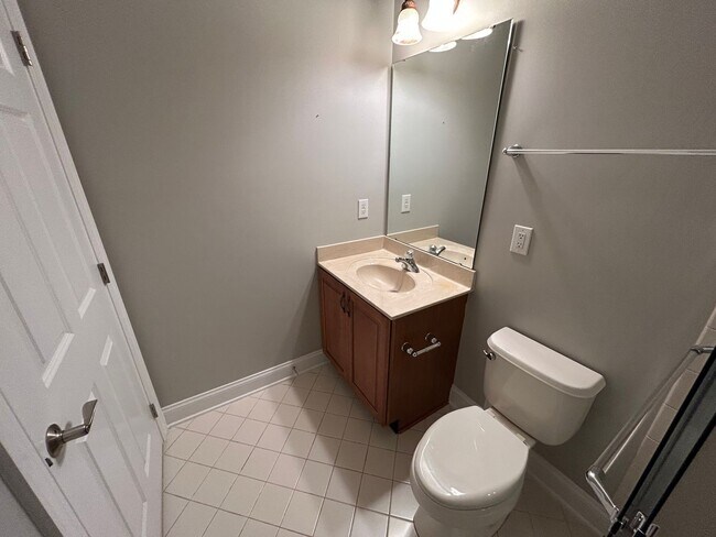 Building Photo - 2 Bedroom | 2 Bathroom Corner Unit Townhom...