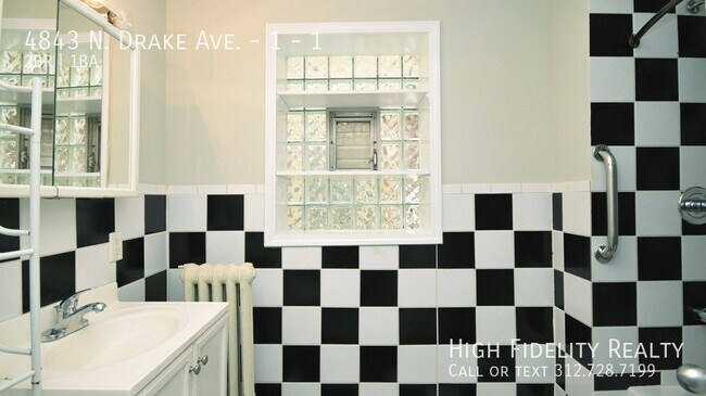 Building Photo - 4843 N Drake Ave