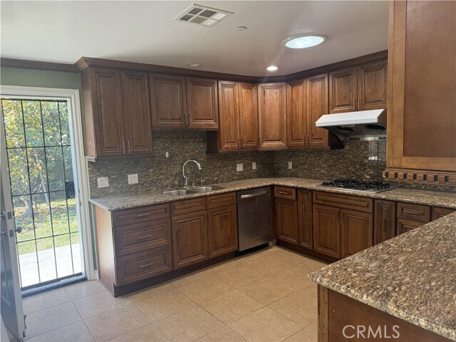 Building Photo - 231 W Palm Dr