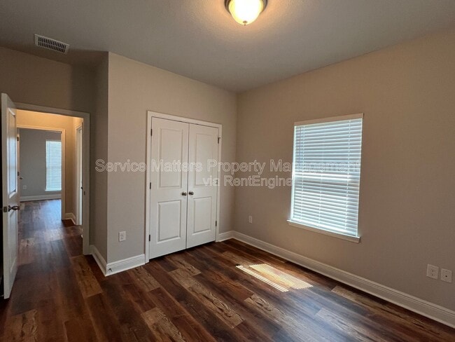 Building Photo - 5257 Parkside Dr