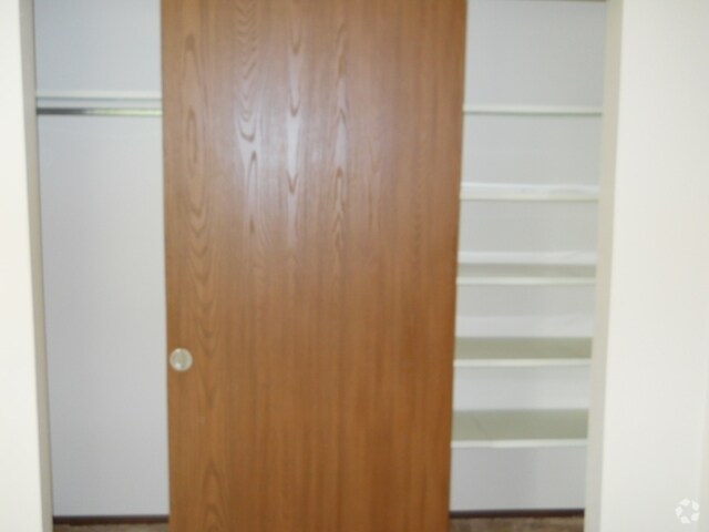 Building Photo - Orchard Valley